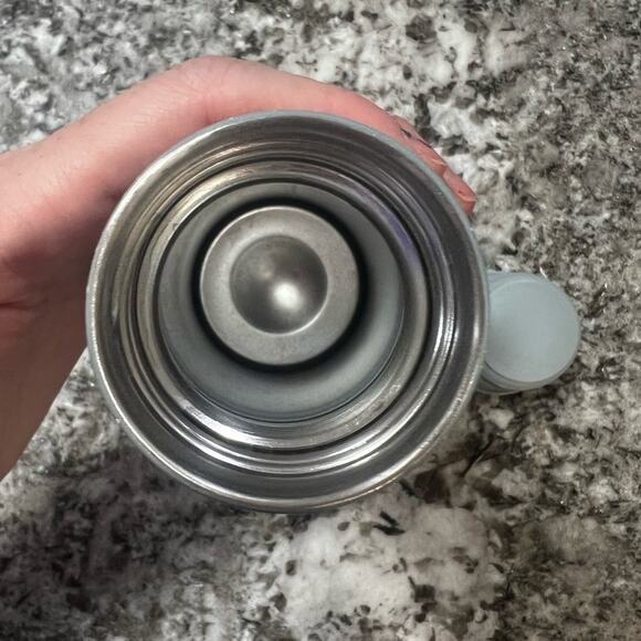 Lululemon Light Green Back to Life Sport Bottle, 24 Ounces - Picture 9 of 10